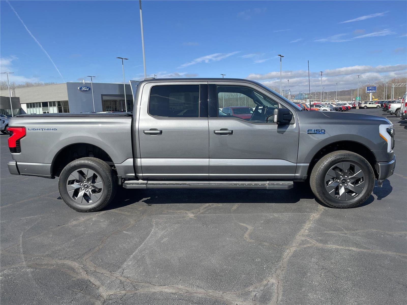Used 2025 Ford F150 Lightning Flash AWD/4WD image 8