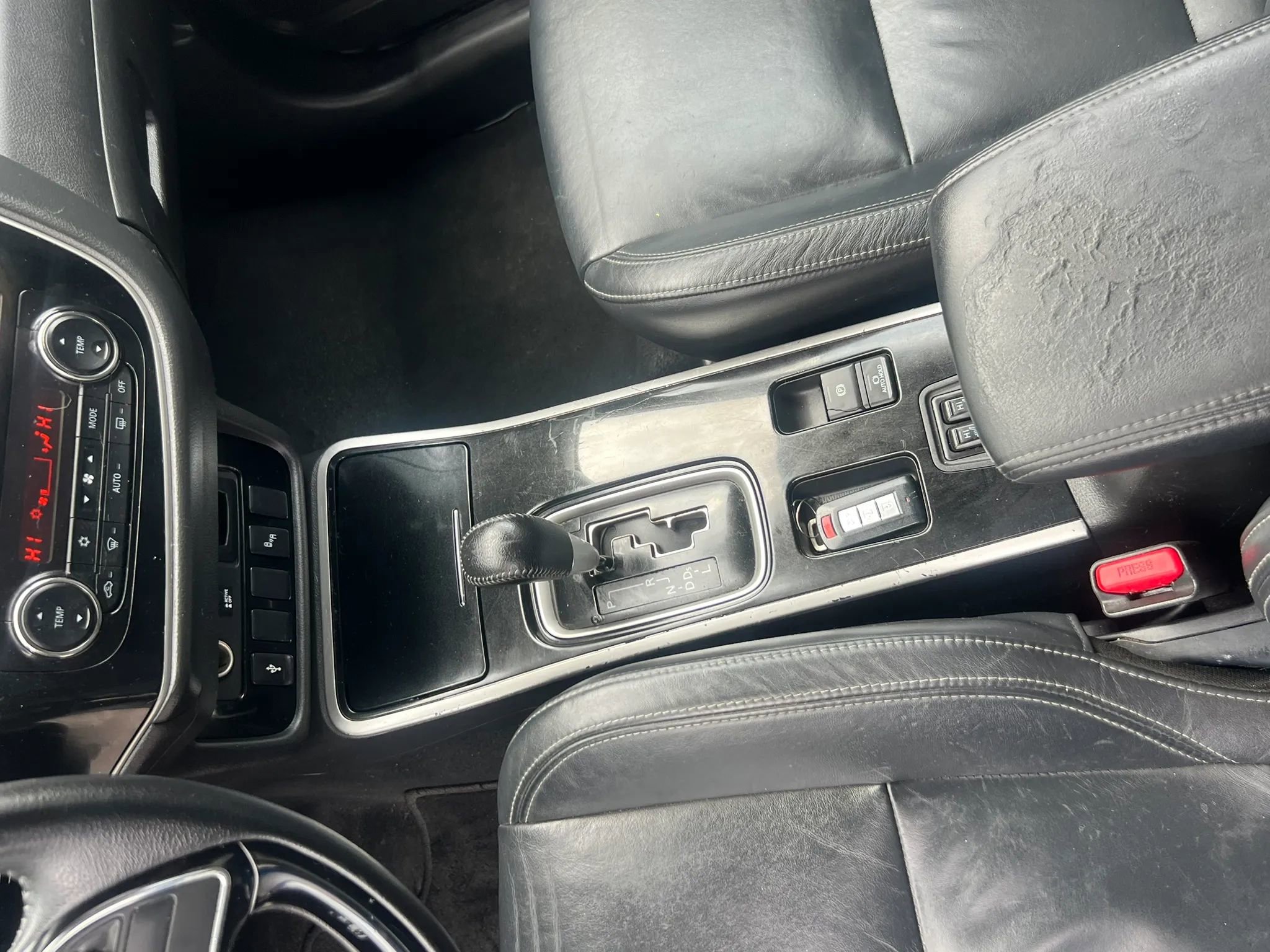 Used 2019 Mitsubishi Outlander SEL image 15