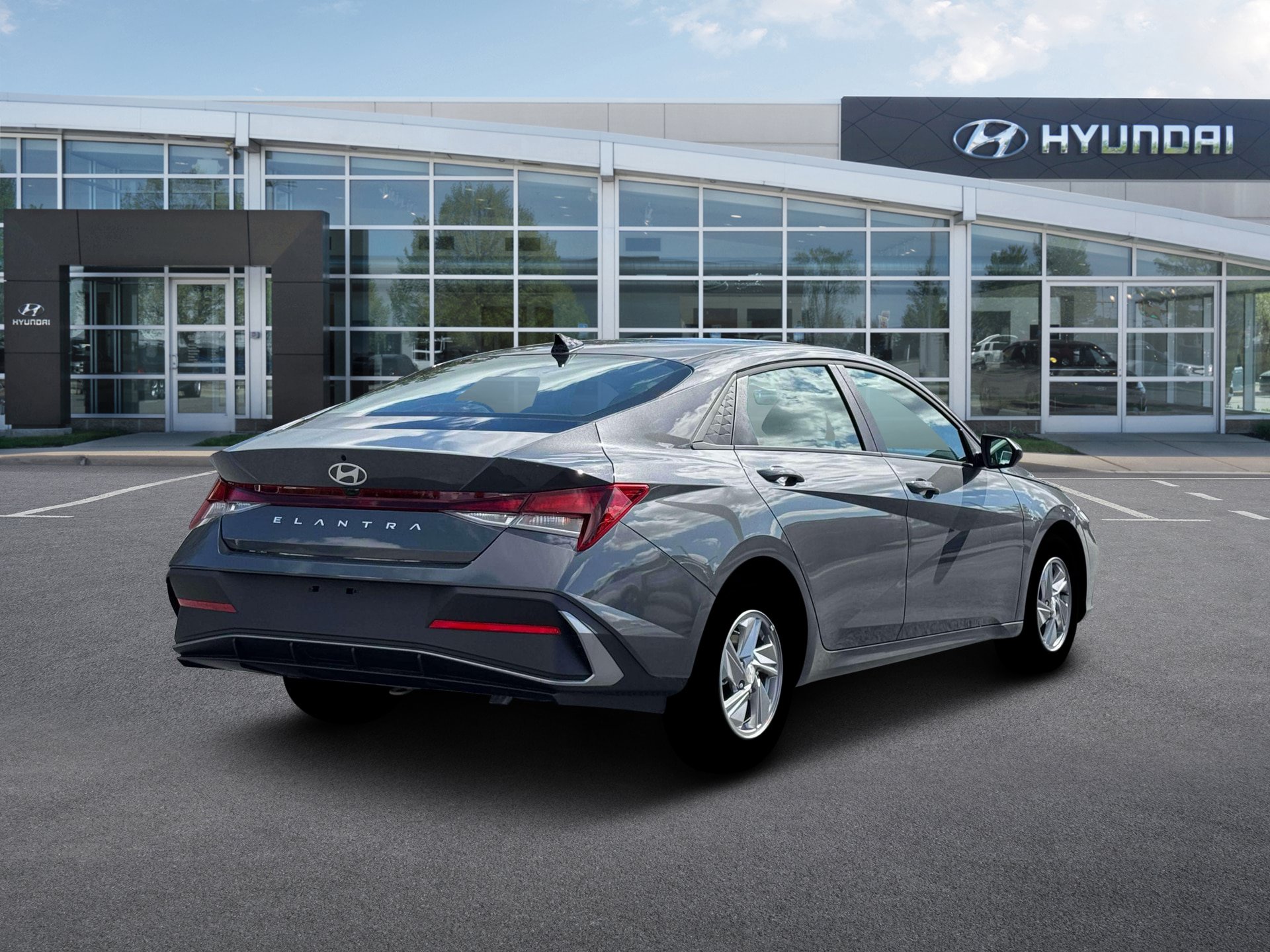 New 2026 Hyundai Elantra SE FWD image 7