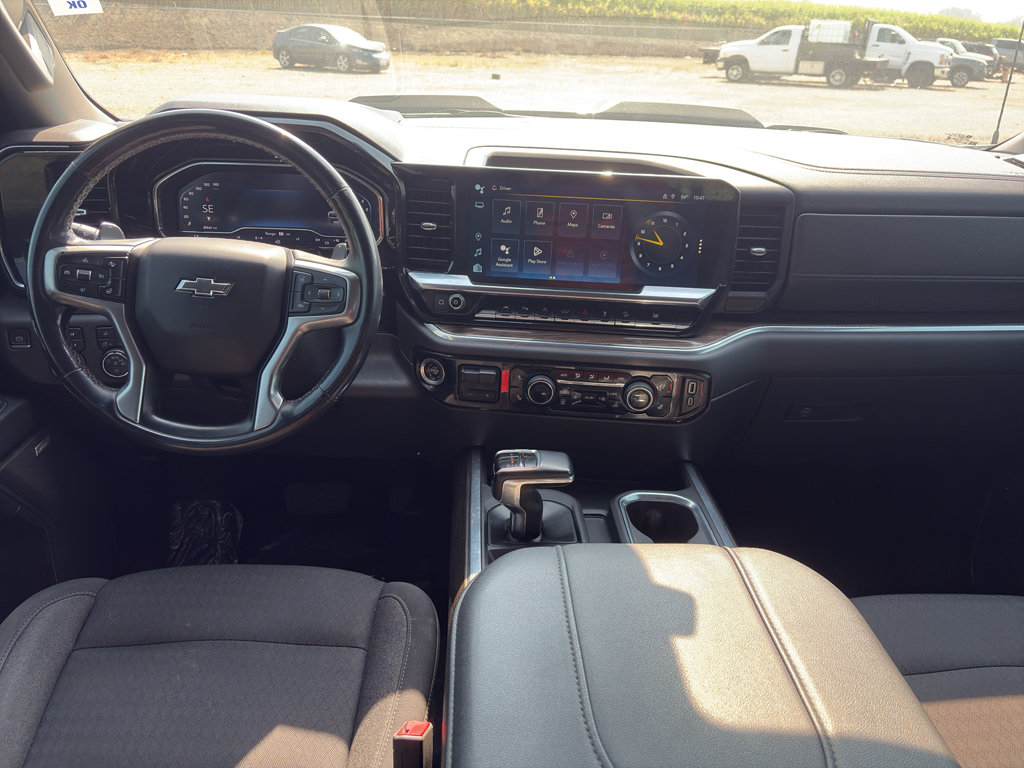 Used 2024 Chevrolet Silverado 1500 LT Trail Boss w/ Convenience Package II AWD/4WD image 34