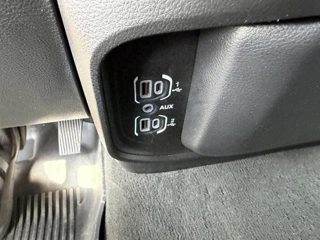 Used 2023 RAM 1500 Laramie image 27