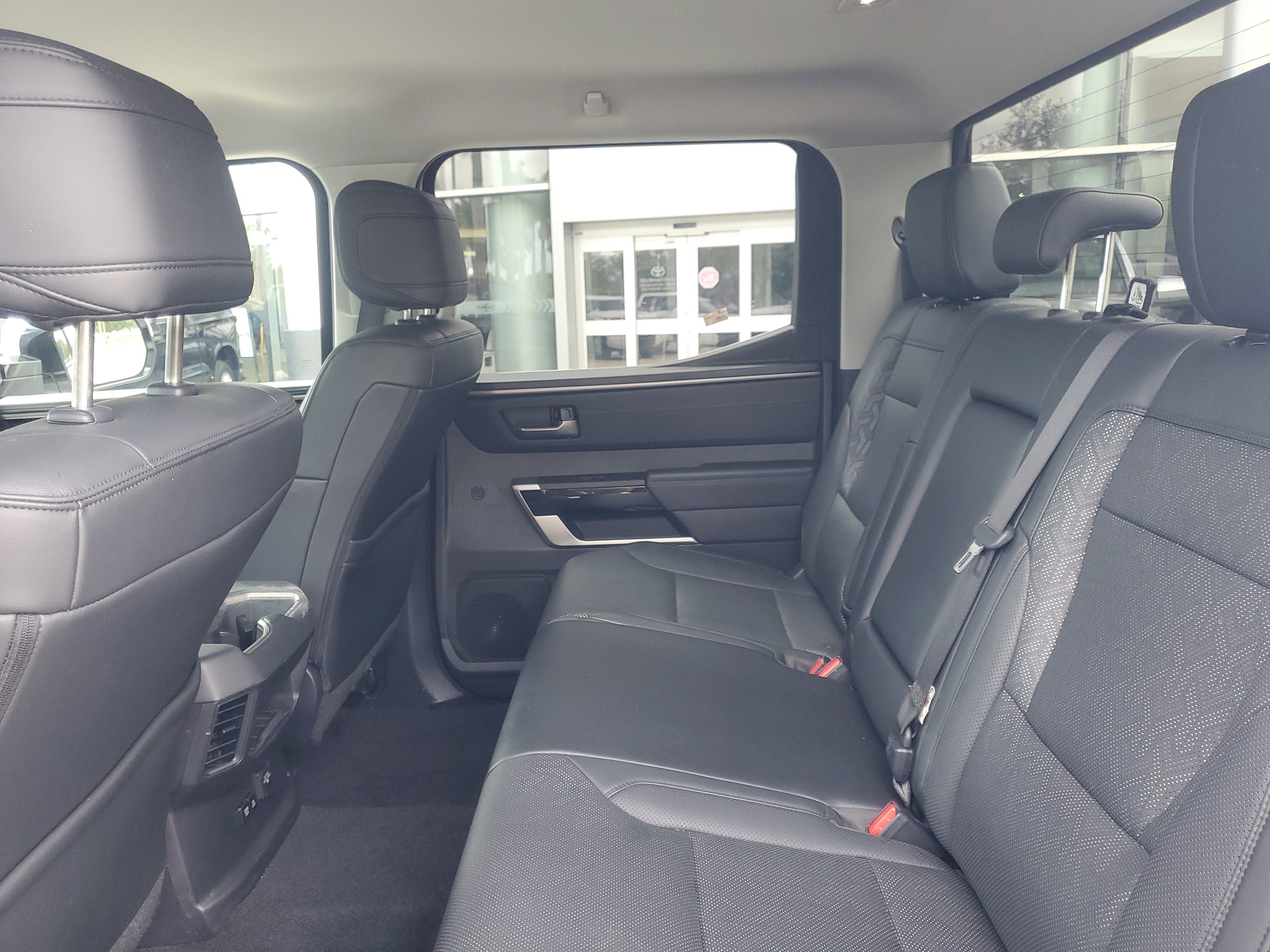 Used 2024 Toyota Tundra Limited w/ Power Package AWD/4WD image 9