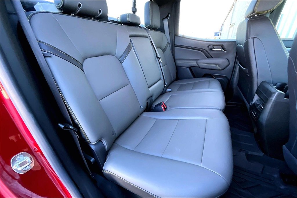 Used 2023 Chevrolet Colorado ZR2 w/ ZR2 Convenience Package III image 21