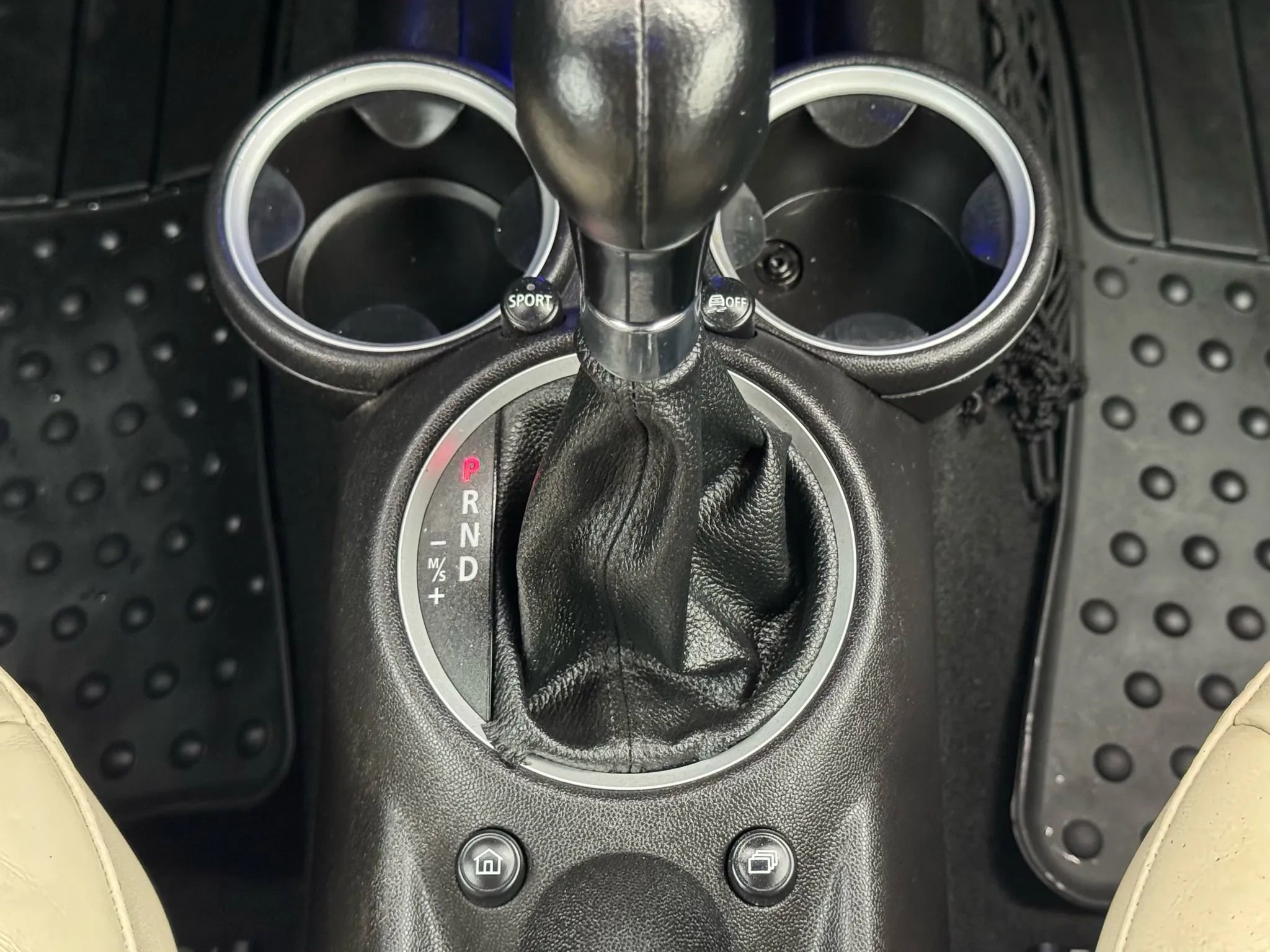 Used 2013 MINI Cooper S w/ Mini Connected Pkg image 27