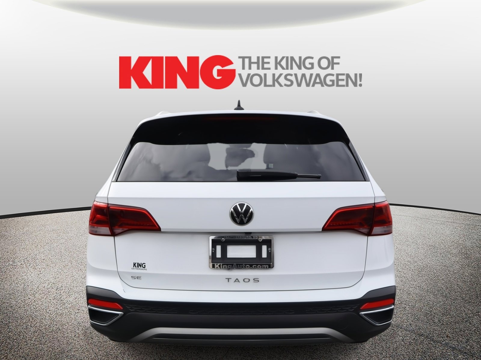 Certified 2022 Volkswagen Taos SE image 4