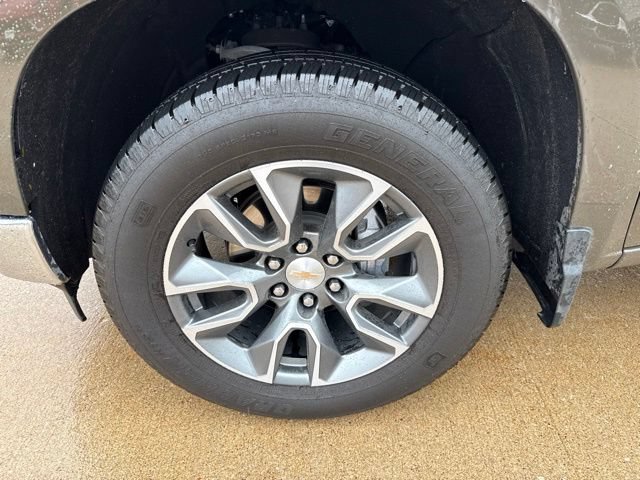 Used 2024 Chevrolet Silverado 1500 LT AWD/4WD image 27