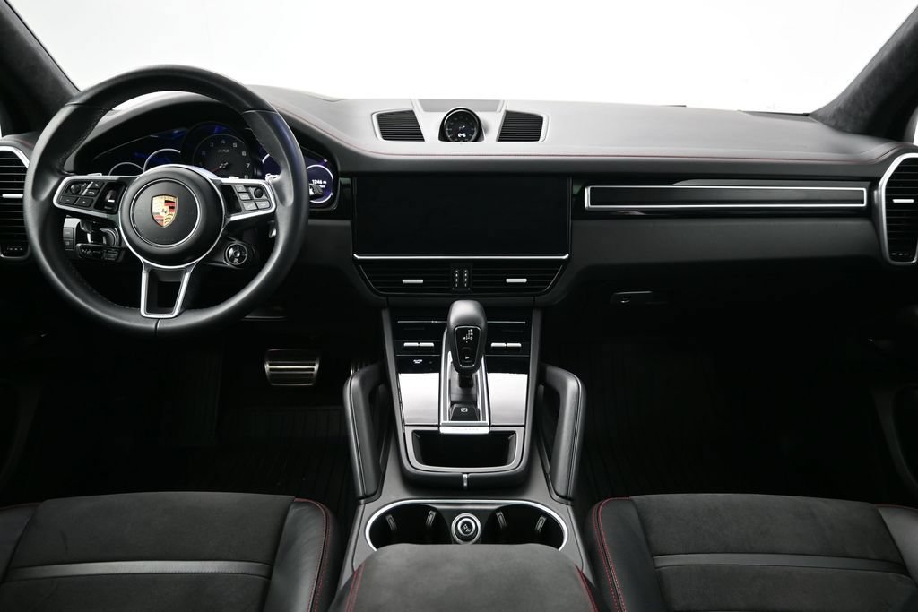 Certified 2023 Porsche Cayenne GTS w/ Assistance Package AWD/4WD image 9