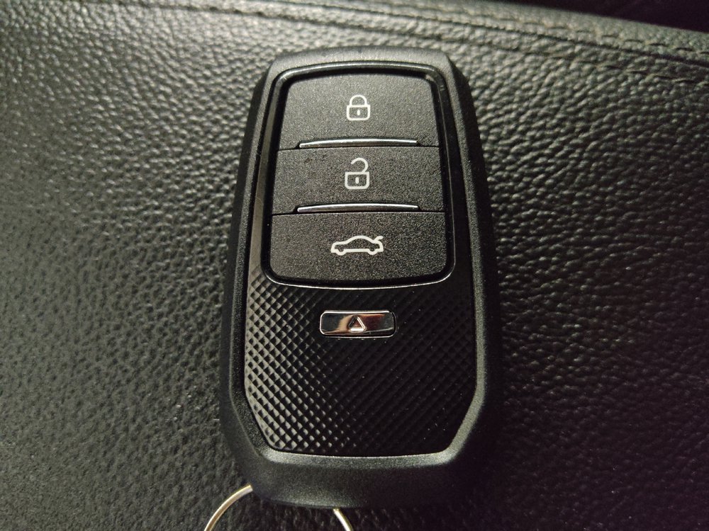 Used 2018 Hyundai Tucson Limited w/ Ultimate Package 02 FWD image 32