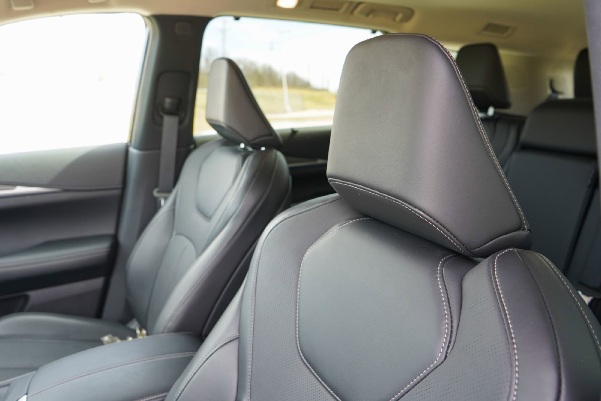 Certified 2026 INFINITI QX60 Luxe w/ Cargo Package image 9