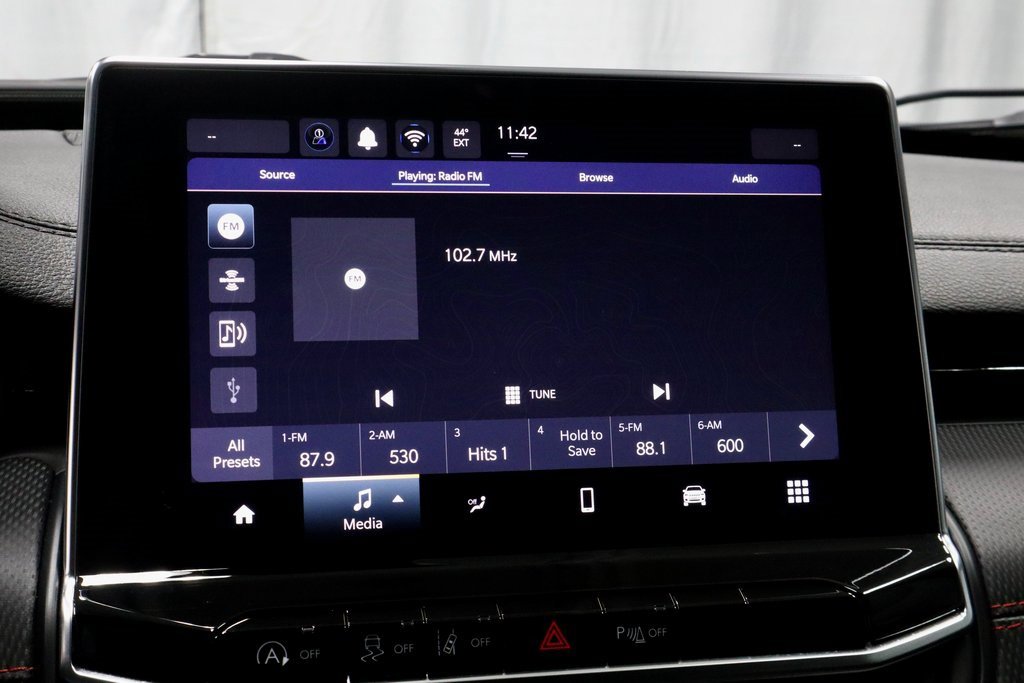 Used 2024 Jeep Compass Trailhawk w/ Trailer Tow Group image 3