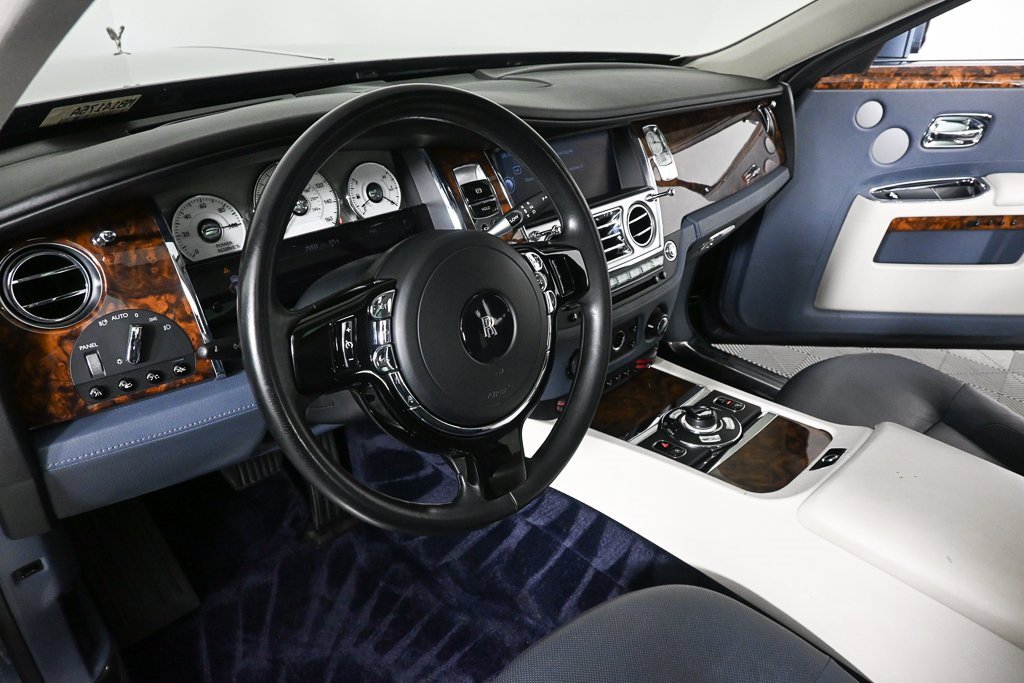 Used 2010 Rolls-Royce Ghost image 6