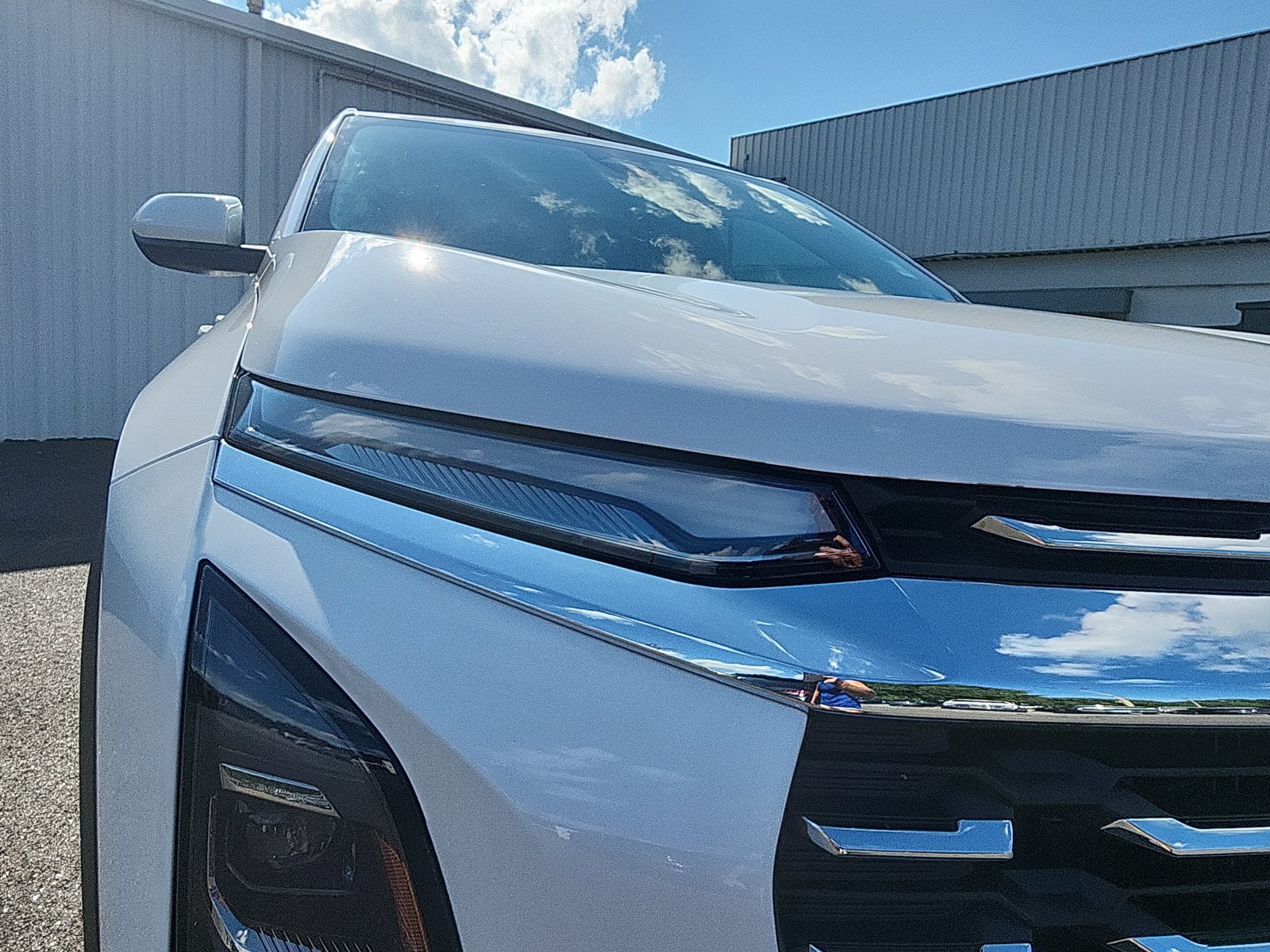 New 2027 Chevrolet Equinox LT w/ Convenience Package II FWD image 12