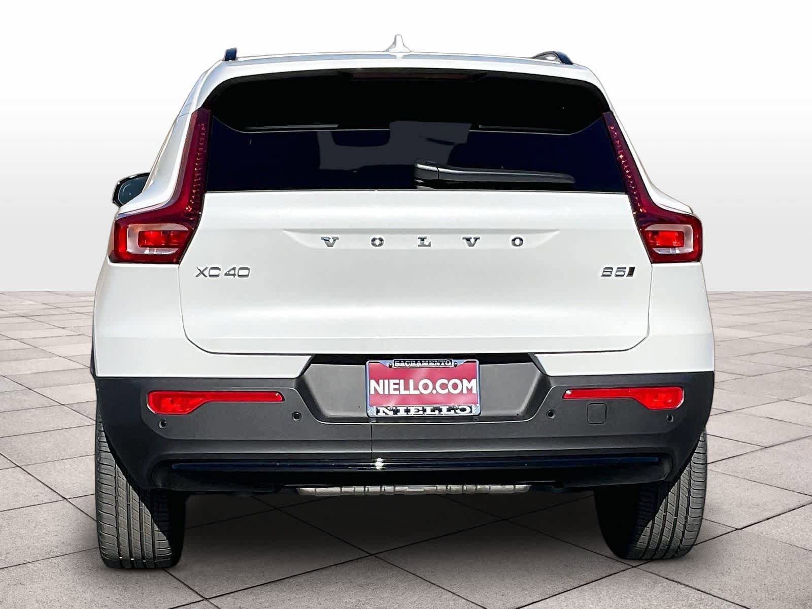 New 2026 Volvo XC40 B5 Plus w/ Protection Package Premier image 6