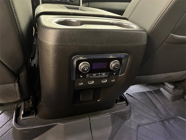 Used 2024 Chevrolet Suburban Premier w/ Advanced Technology Package image 19