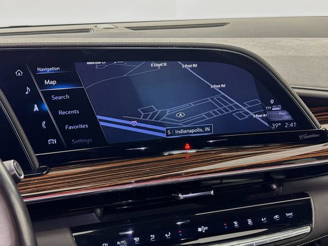 Used 2024 Cadillac Escalade ESV Luxury image 15