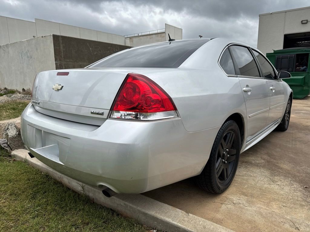 Used 2013 Chevrolet Impala LT w/ LT Sunroof Package FWD image 4