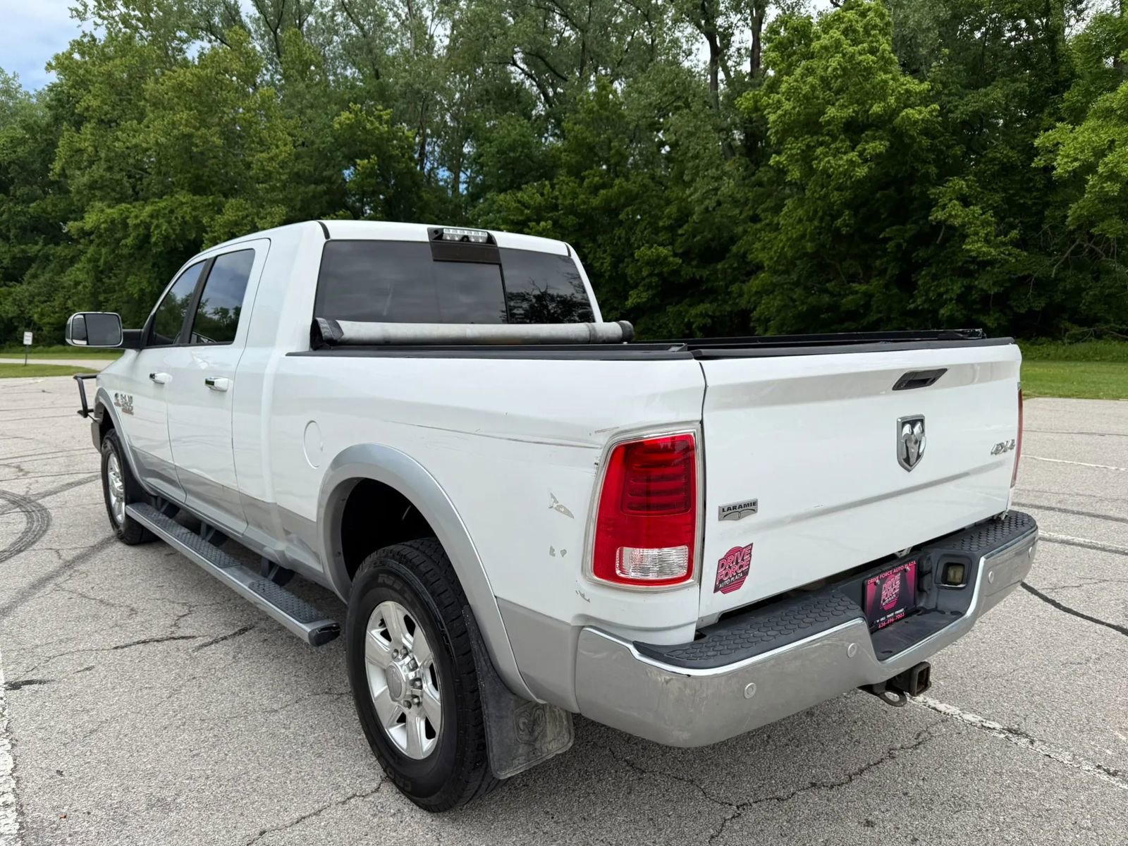Used 2016 RAM 2500 Laramie AWD/4WD image 9