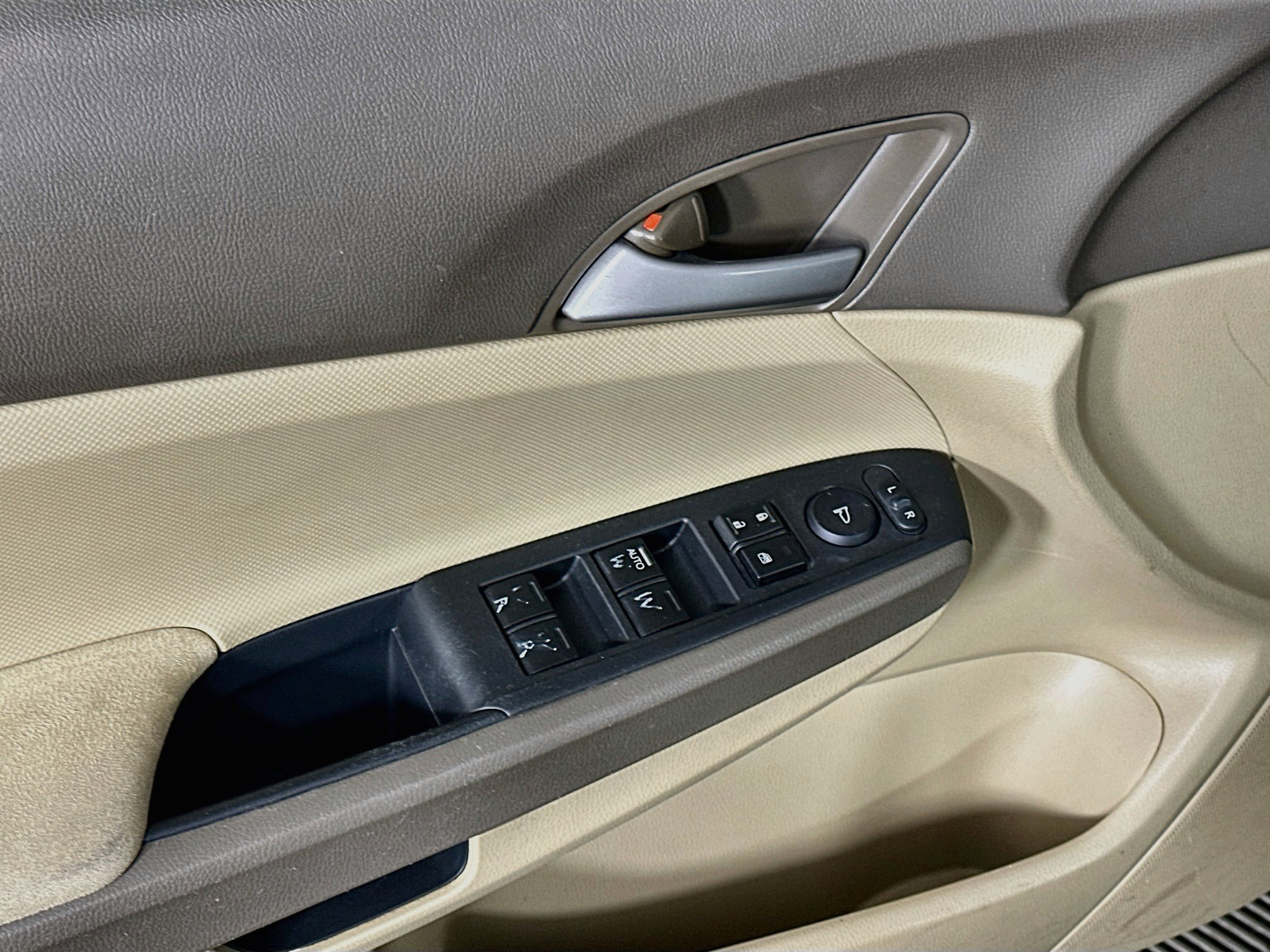 Used 2010 Honda Accord LX image 15