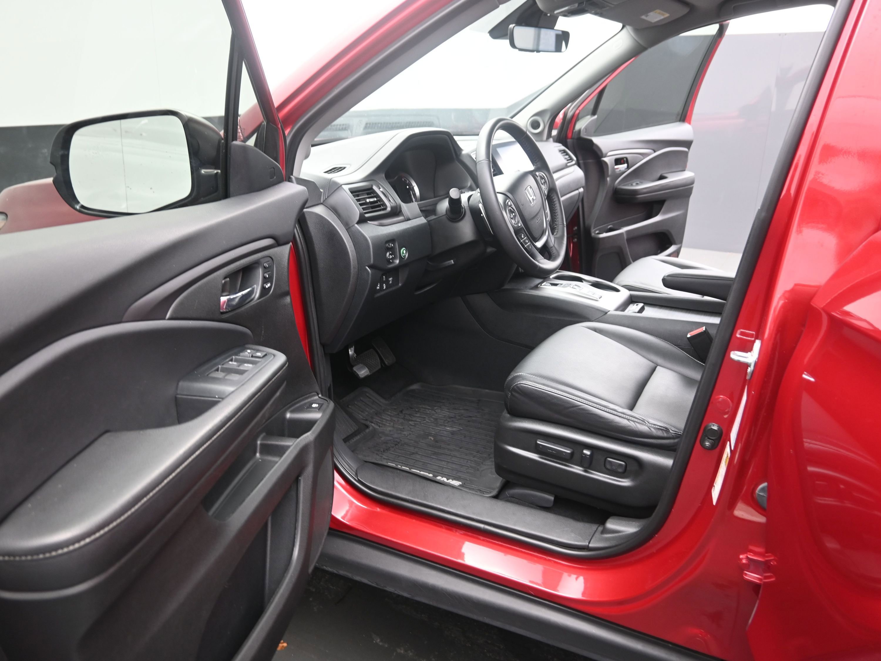 Used 2023 Honda Ridgeline RTL image 15