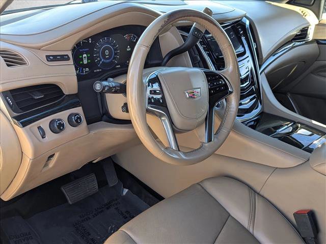Used 2019 Cadillac Escalade Platinum image 10