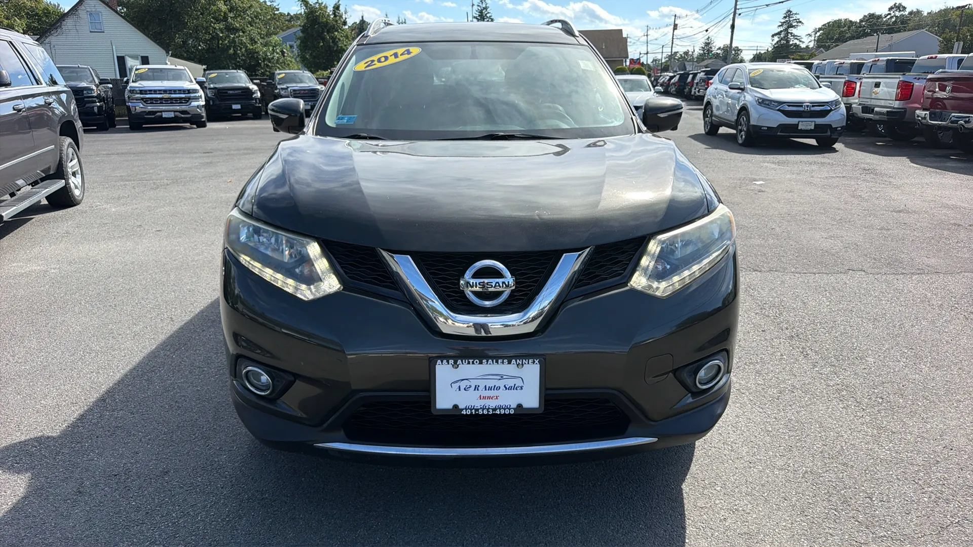 Used 2014 Nissan Rogue SL AWD/4WD image 2