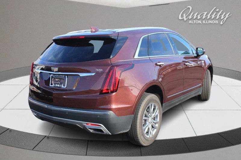Used 2023 Cadillac XT5 Premium Luxury image 3