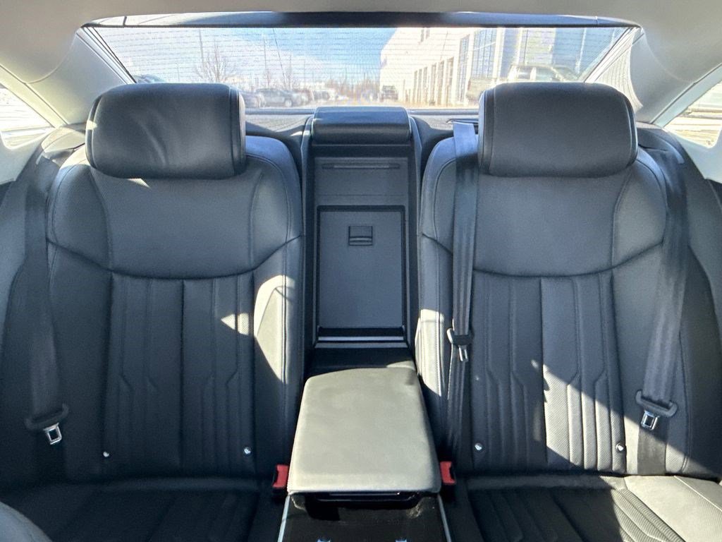 Used 2022 Audi A8 L 3.0T w/ Executive Package image 20