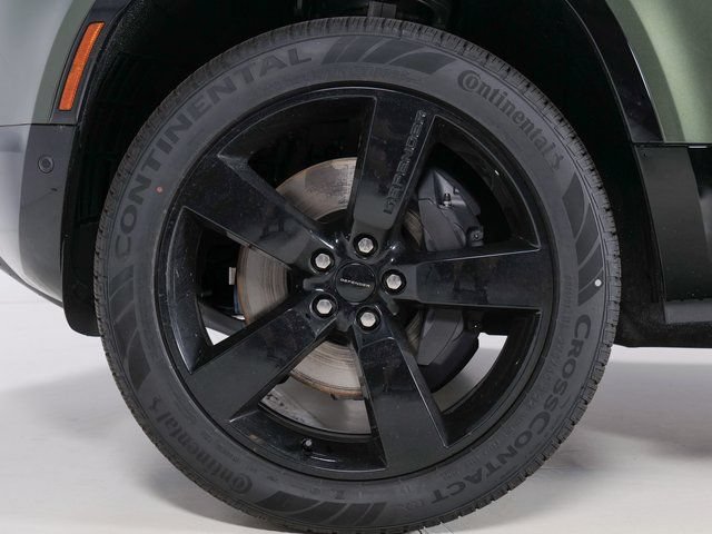 New 2026 Land Rover Defender 110 X-Dynamic SE AWD/4WD image 9
