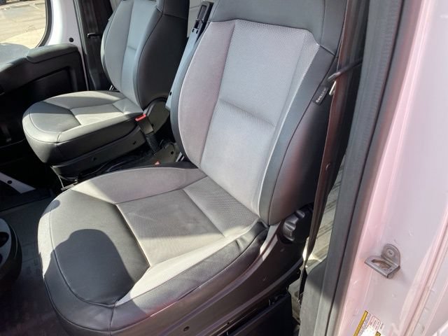 Used 2025 RAM ProMaster 2500 w/ Convenience Group FWD image 15