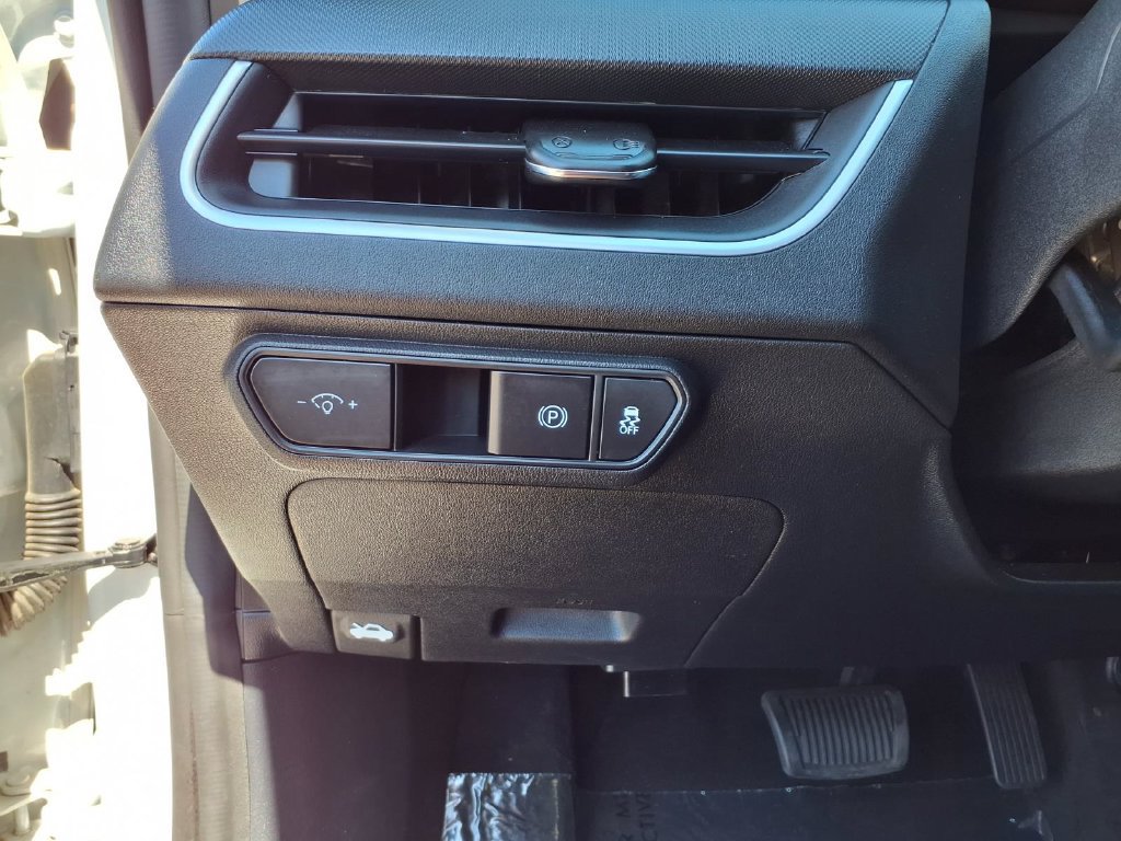 Certified 2025 Kia K4 FWD image 14
