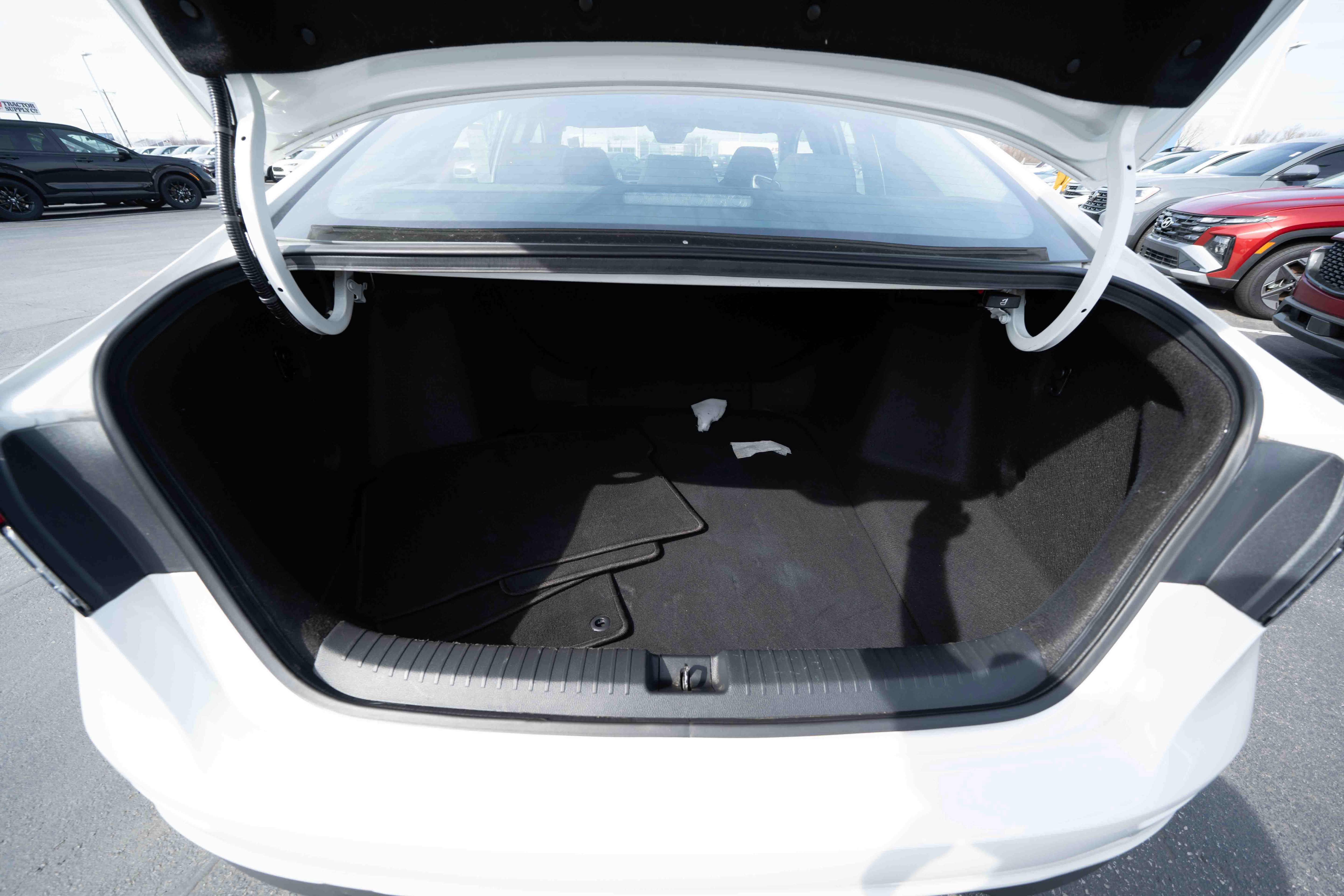 Used 2024 Honda Accord LX image 27