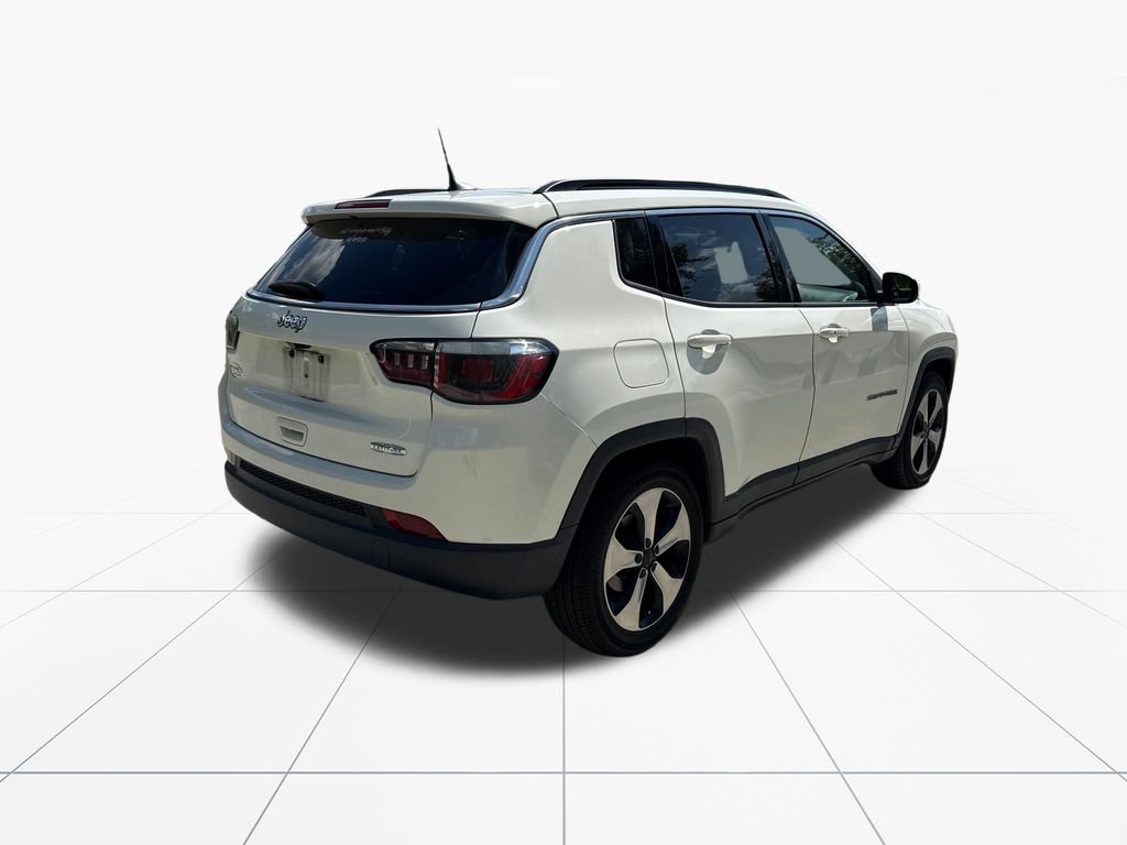 Used 2020 Jeep Compass Latitude w/ Popular Equipment Group FWD image 8