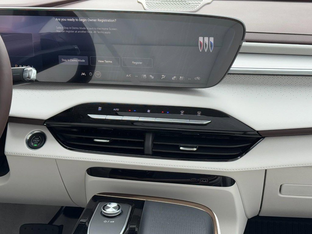 New 2026 Buick Enclave Avenir image 14