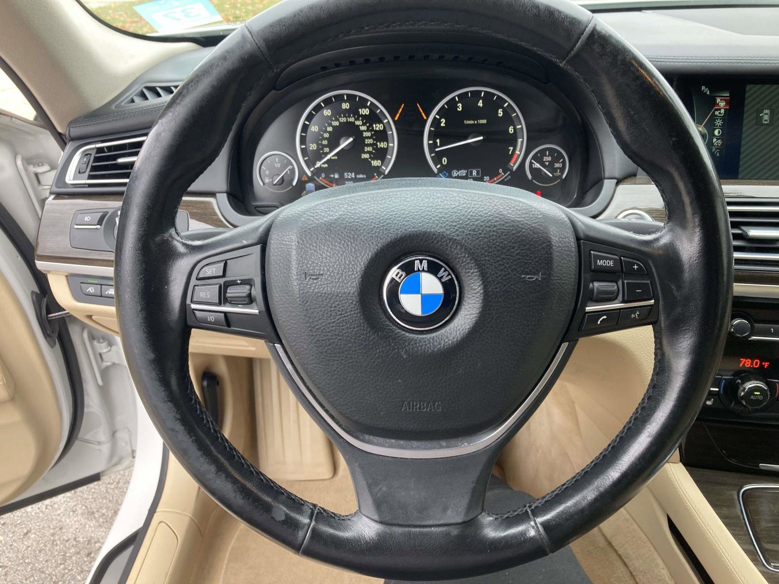 Used 2013 BMW 750Li RWD image 32