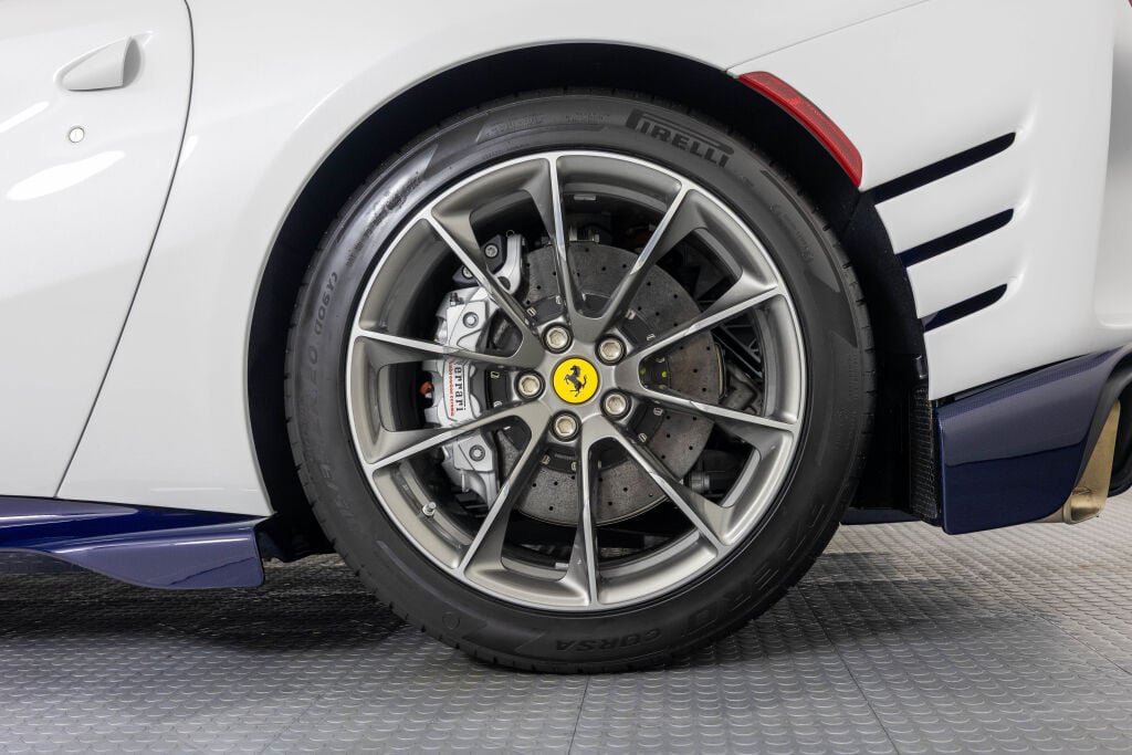 Used 2023 Ferrari 812 Competizione RWD image 22