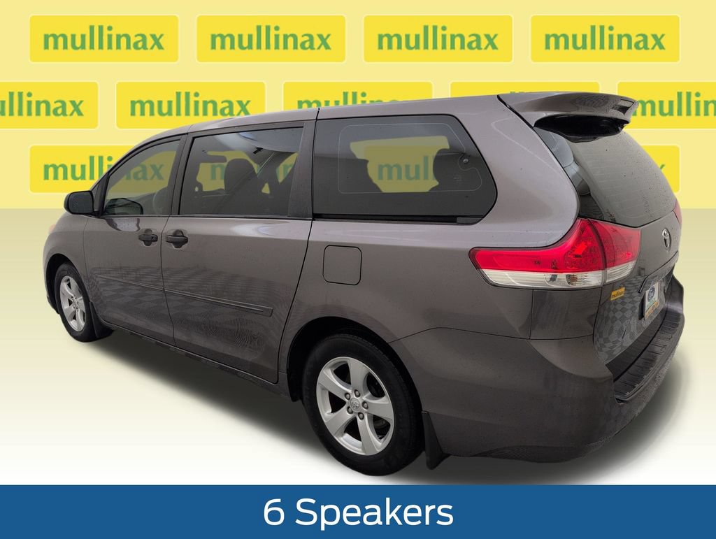Used 2013 Toyota Sienna L FWD image 8