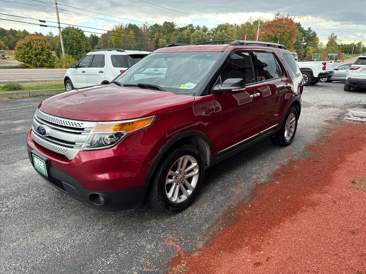 Used 2015 Ford Explorer XLT w/ Equipment Group 202B image 4