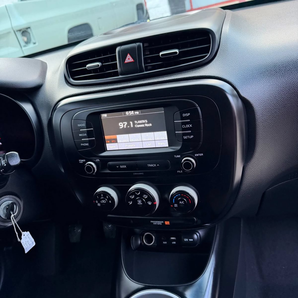 Used 2019 Kia Soul FWD image 16