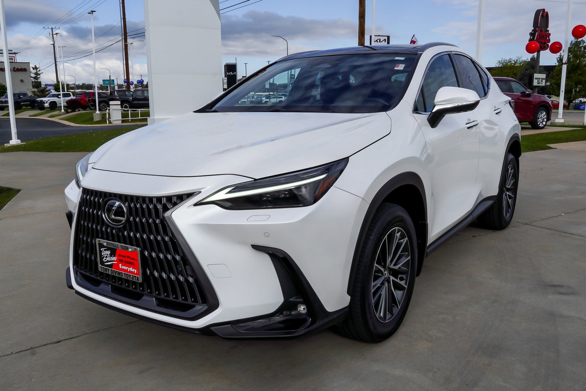 Used 2024 Lexus NX 350 AWD w/ Vision Package image 4