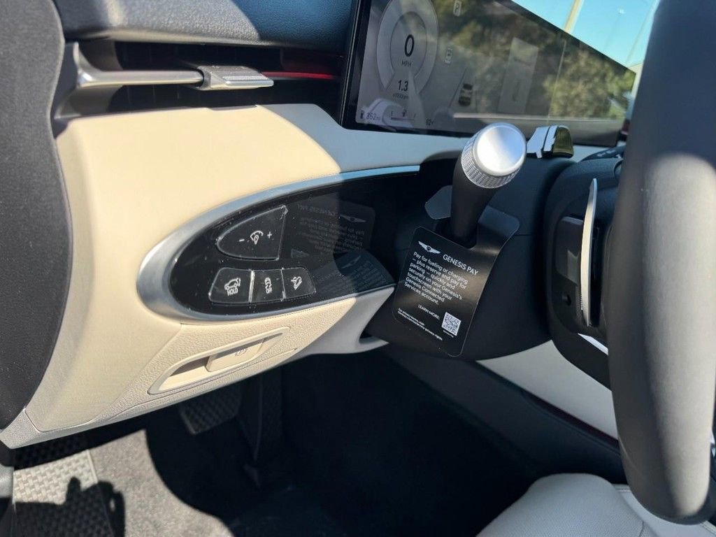New 2026 Genesis GV70 2.5T Select AWD/4WD image 12