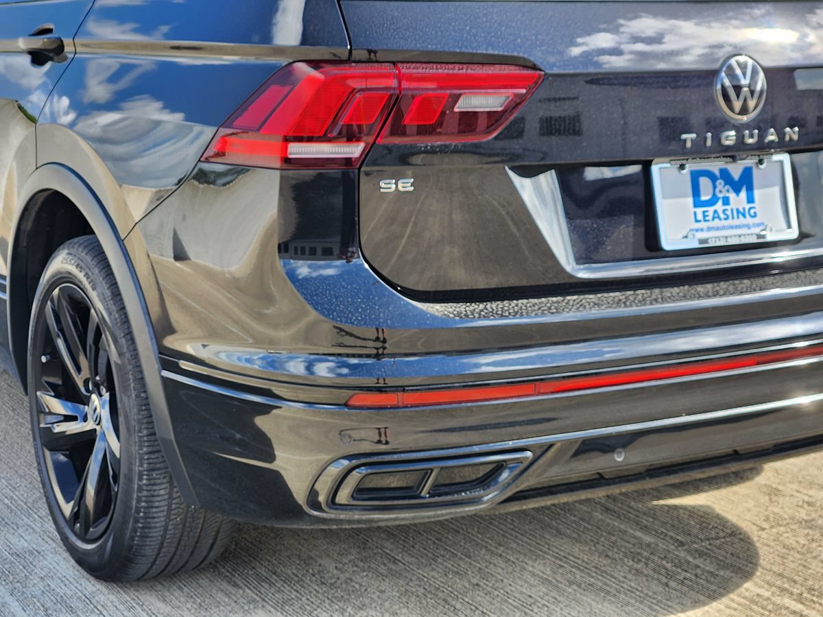 Used 2023 Volkswagen Tiguan SE R-Line FWD image 15
