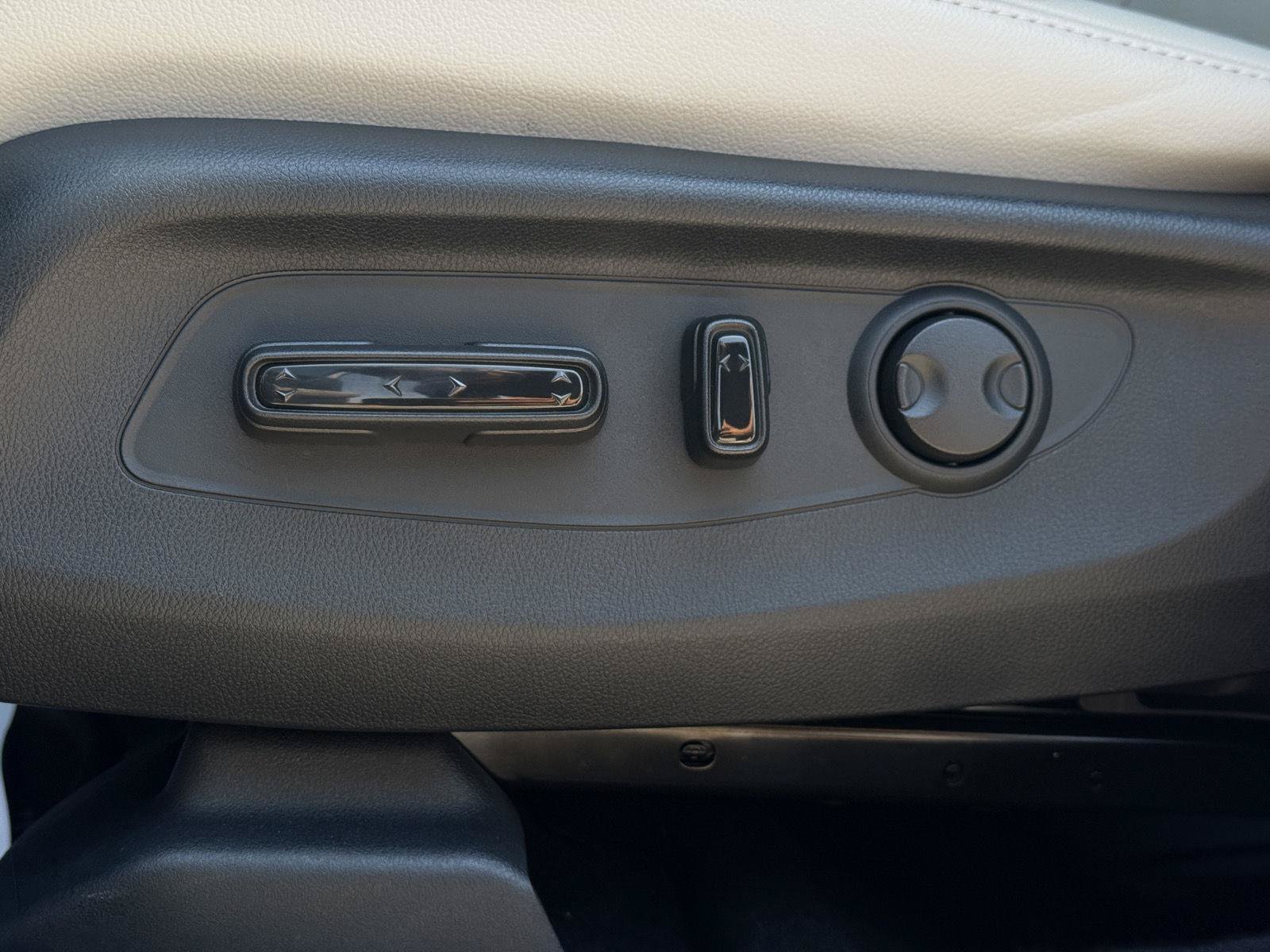 Certified 2026 Honda CR-V EX-L image 11
