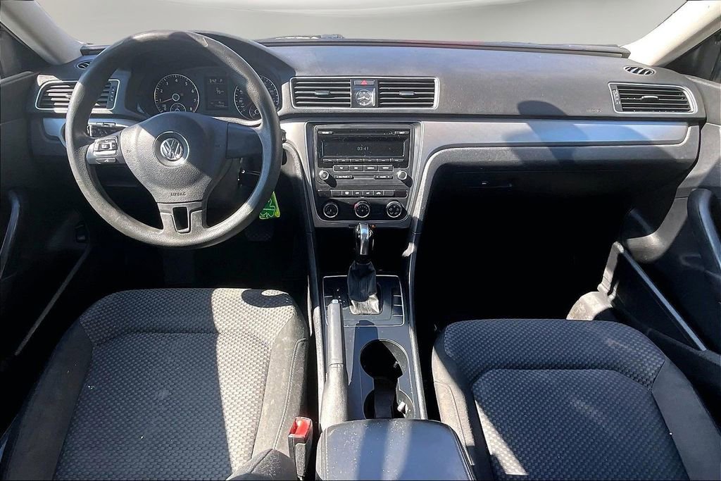 Used 2013 Volkswagen Passat 2.5 S FWD image 8