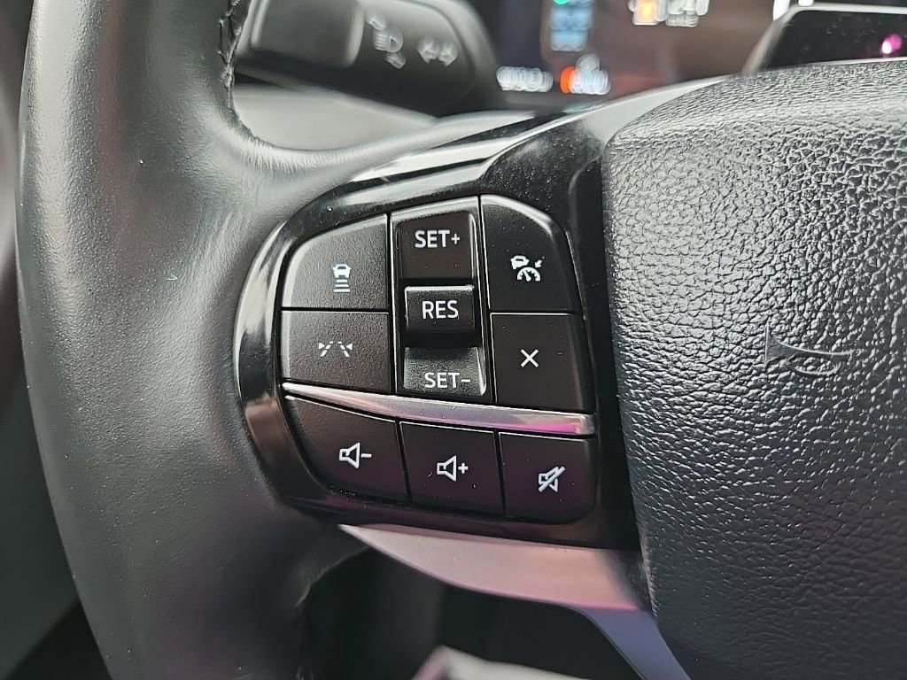 Used 2025 Ford Explorer Platinum w/ LUX Leather Package AWD/4WD image 41