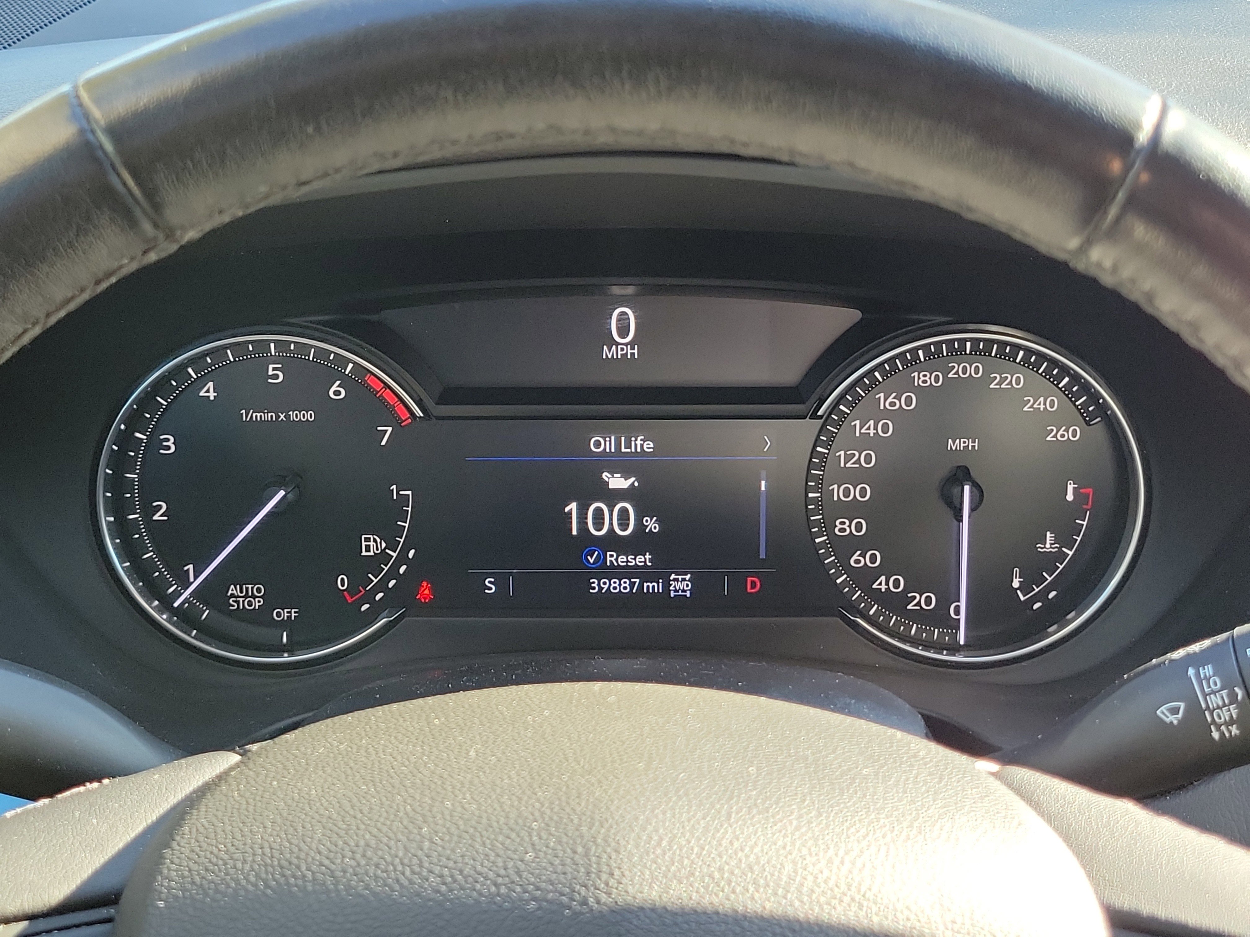 Used 2021 Cadillac XT4 Luxury w/ Driver Awareness Package image 30