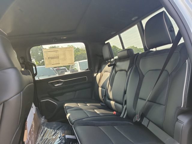 New 2026 RAM 1500 Laramie w/ Sport Appearance Package AWD/4WD image 8