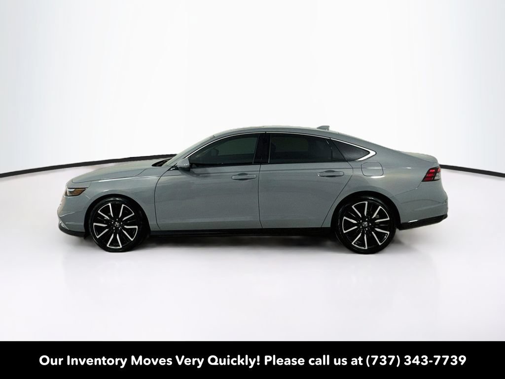 Used 2025 Honda Accord Touring image 4