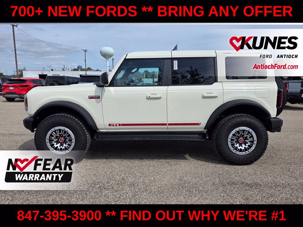 New 2026 Ford Bronco Outer Banks w/ Sasquatch Package AWD/4WD image 4
