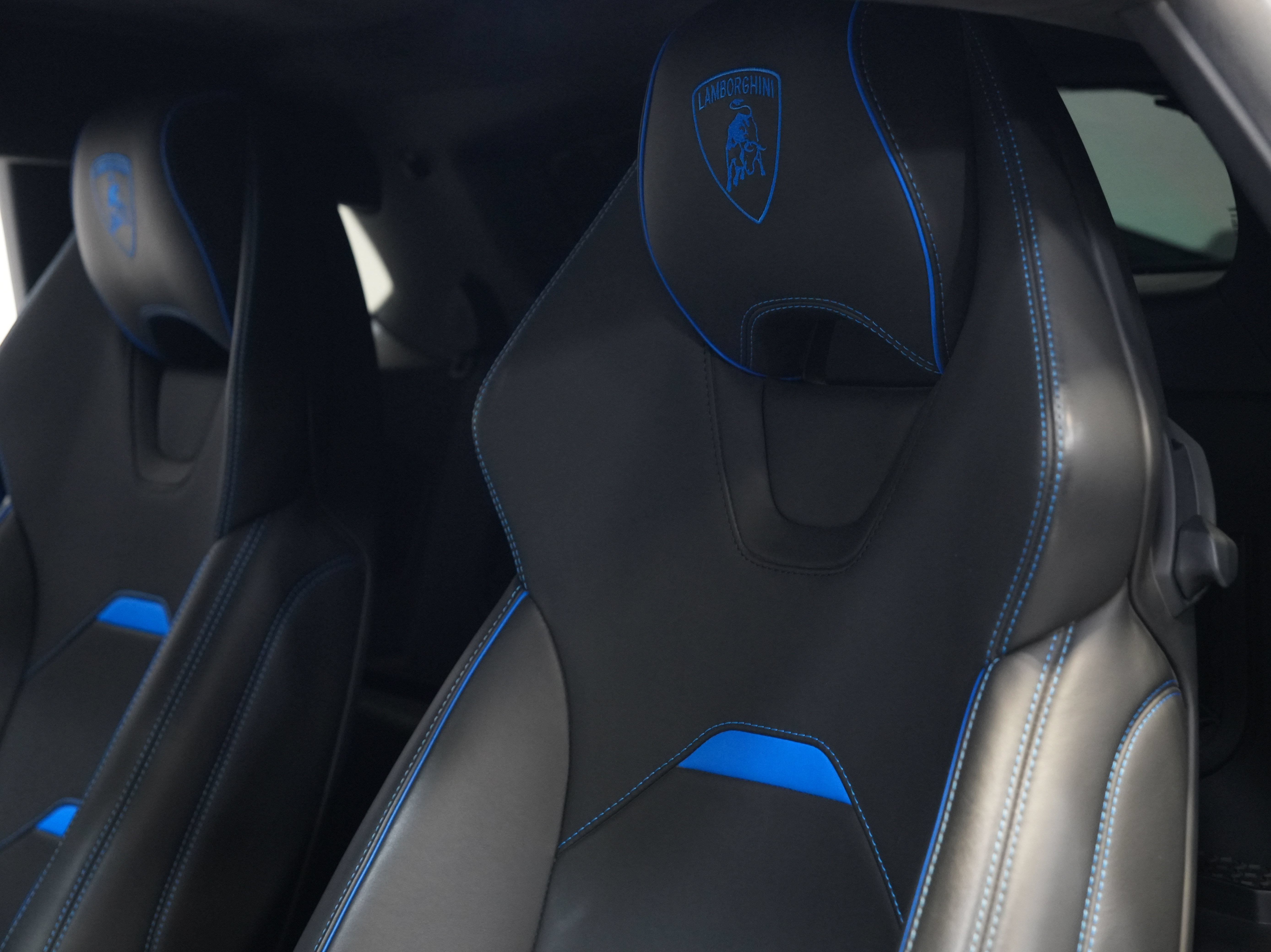 Used 2020 Lamborghini Huracan EVO AWD/4WD image 26