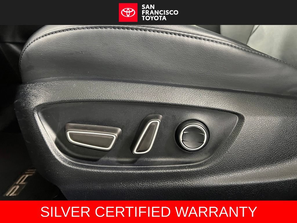 Certified 2016 Toyota Prius Four w/ Advanced Technology Package FWD image 11